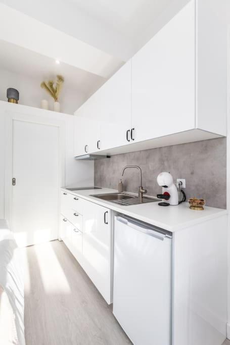 Studio De Luxo No Porto - T0 Экстерьер фото
